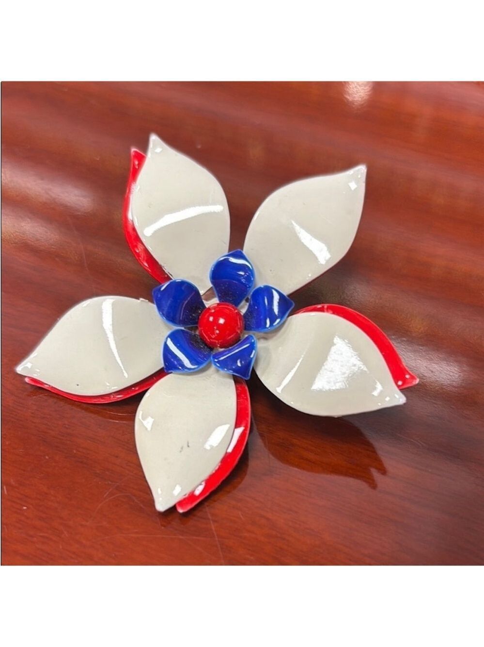 Vintage Red White Blue Flower Brooch enamel coated metal brooch pin